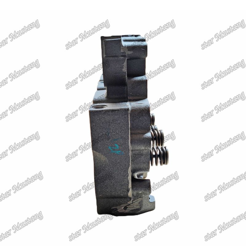 4D102 Montura da cabeça do cilindro do motor 3933370 3966454 3933352 Para peças sobressalentes de motores Cummins